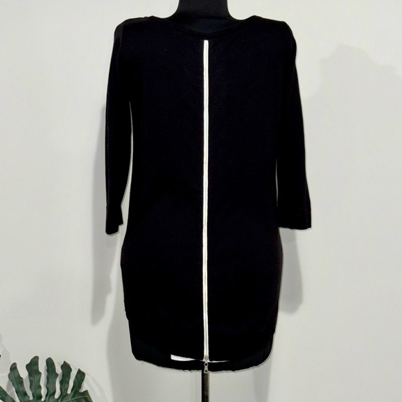 Tribal EUC Mixed Medium Exposed Back Zipper Sweater, Small - Picture 7 of 15